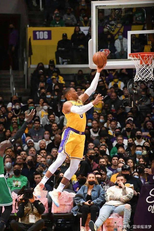 足总杯赛前再迎强敌，夏洛特黄蜂再遭质疑，主帅态度——质疑声仍在，资深球员宣示担当的简单介绍-开云体育