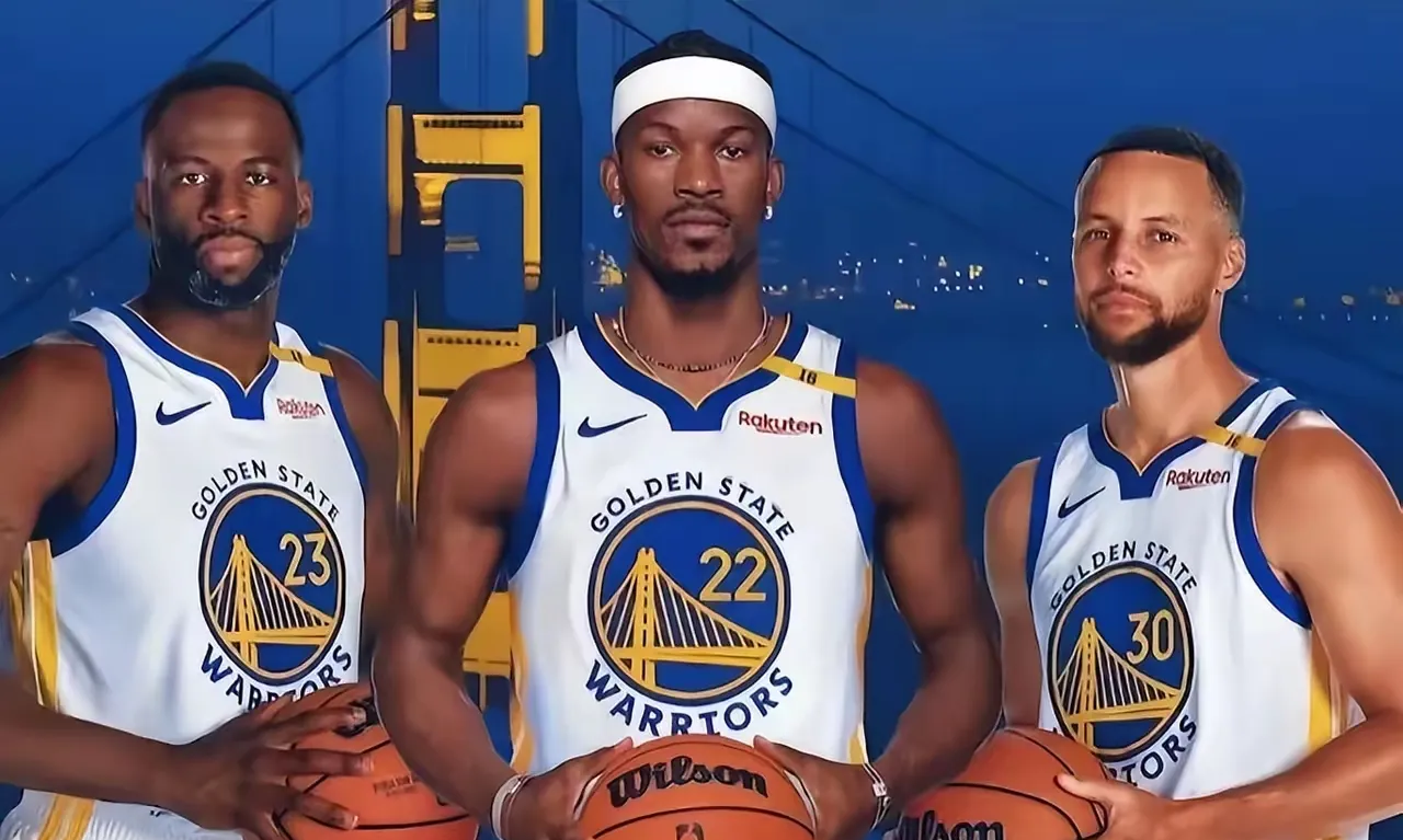 包含金州勇士迎全明星赛关键赛，集结日外线爆发，悬念犹存，赛季目标并未改变的词条-开云