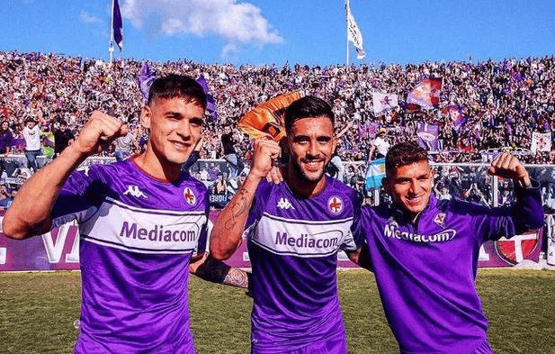 包含赛前体能课后；法兰克福状态回暖备战意大利杯；更衣室稳定；心理建设被强调的词条-开云APP