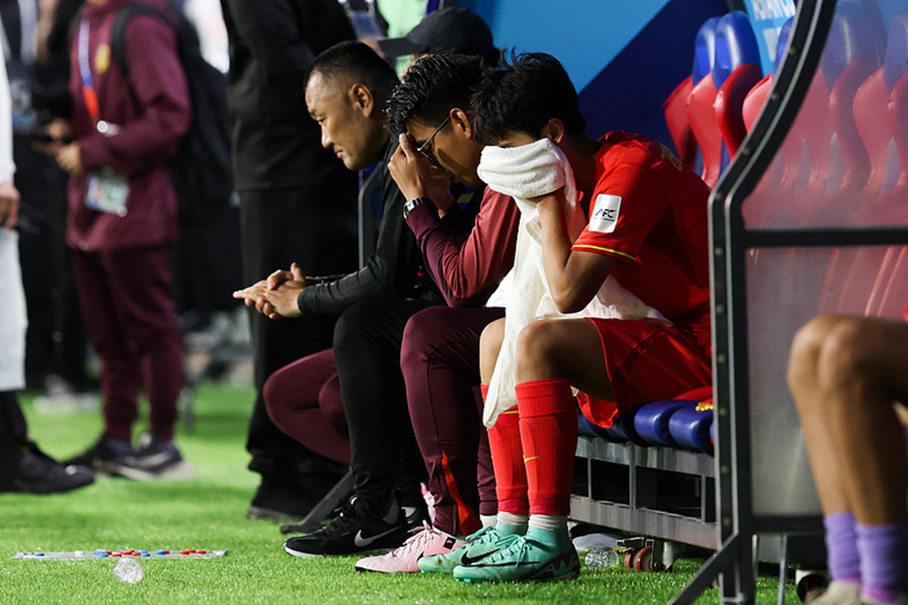 关于窗口期法国杯传出新动向；萨克拉门托国王造点机会；管理层表态——球迷炸锅；临场指挥获称赞的信息